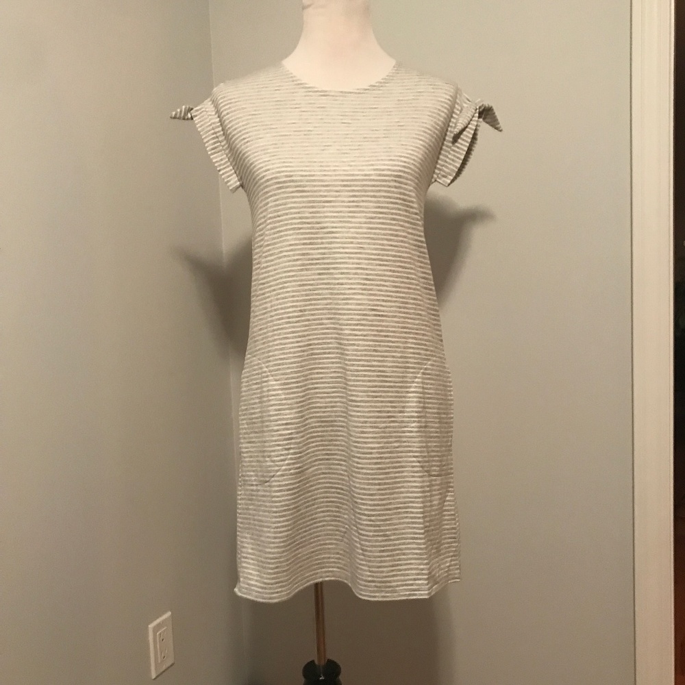 Grey and White Striped Gap Shift Dress NWT